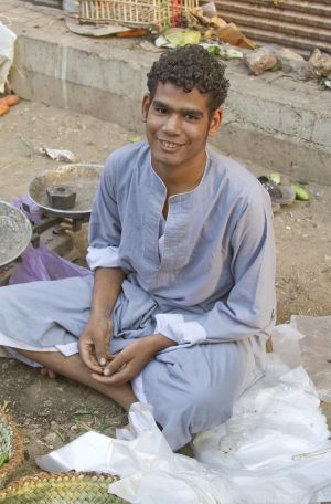 apple seller sm.jpg